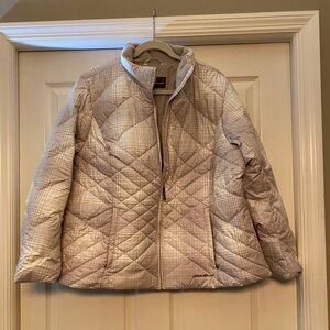 Eddie Bauer Women's Light Beige Quilted Puffer Jacket